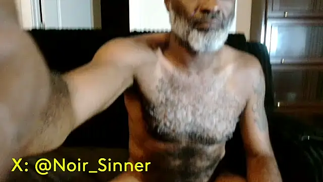 sinnernoir Show in webcam