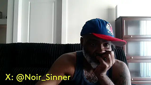 sinnernoir Show in webcam