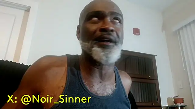 sinnernoir Show in webcam