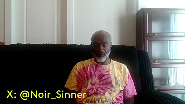sinnernoir Show in webcam