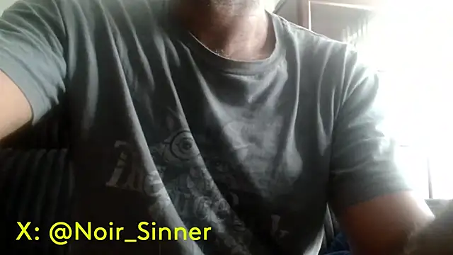 Pertunjukan Kamera Web sinnernoir