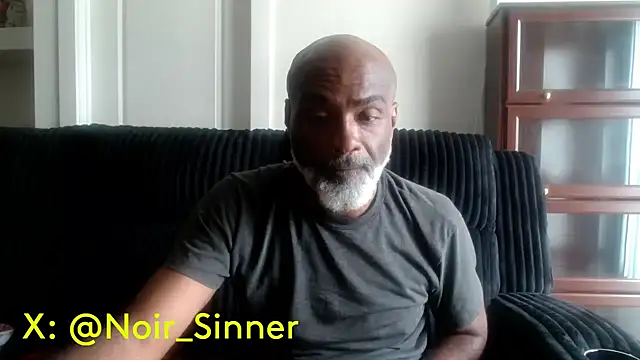 sinnernoir Show in webcam