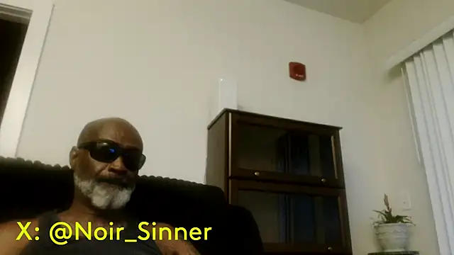 sinnernoir's Webcam Show