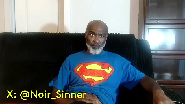 הופעת וובקאם של sinnernoir