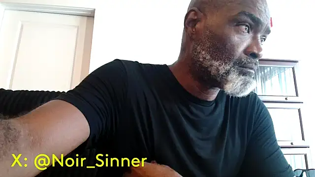 sinnernoir Show in webcam