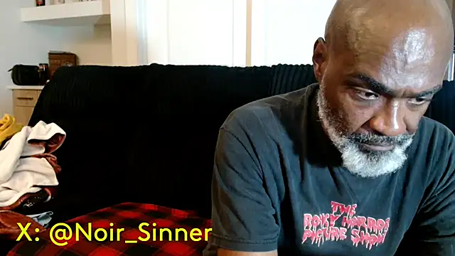 sinnernoir Show in webcam
