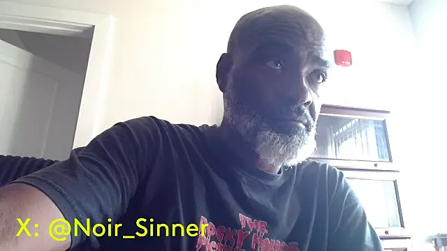 sinnernoir's Webcam Show