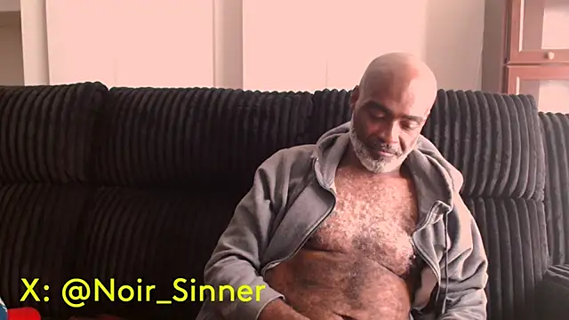 Show modela sinnernoir na web-kameri