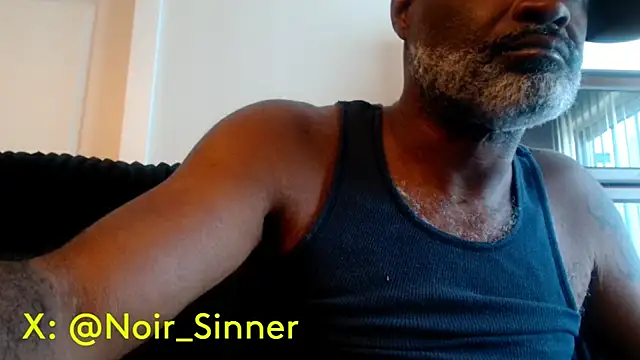 sinnernoir's Webcam Show