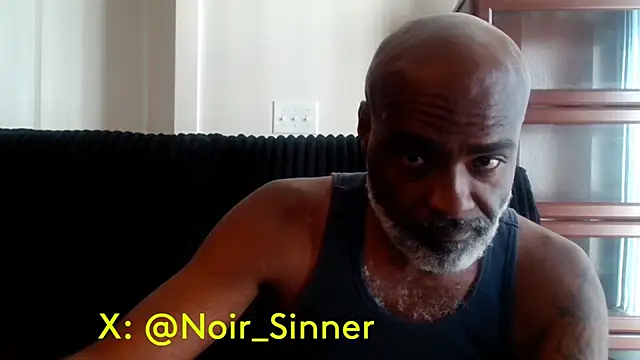 sinnernoir Show in webcam