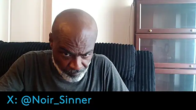 sinnernoir Show in webcam