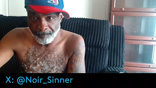 sinnernoir: διαδικτυακό σόου στην κάμερα