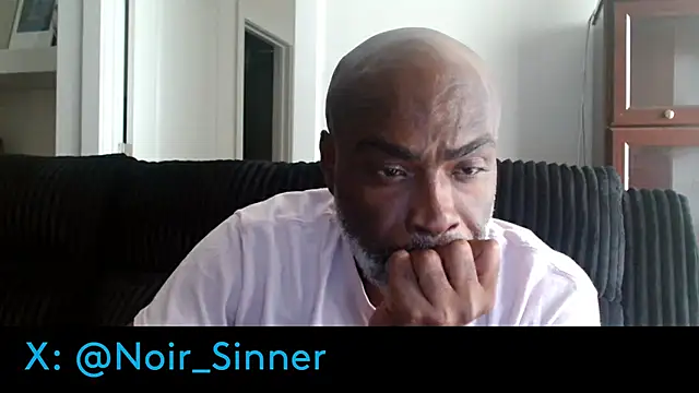 sinnernoir Show in webcam
