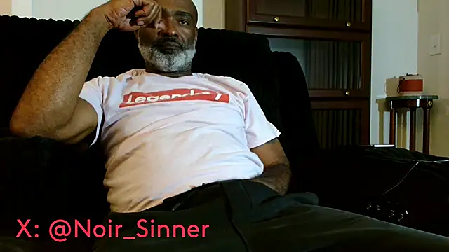 sinnernoir Show in webcam