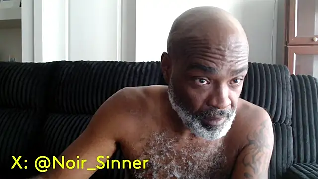 Show modela sinnernoir na web-kameri