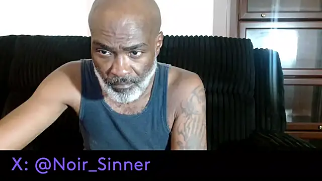 sinnernoir Show in webcam