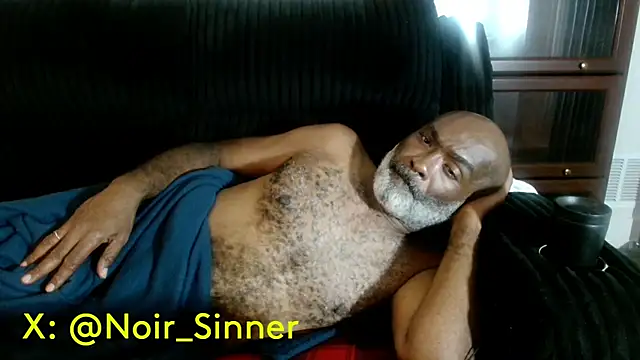 sinnernoir Show in webcam