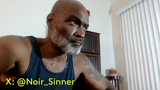sinnernoir webkamerás műsora