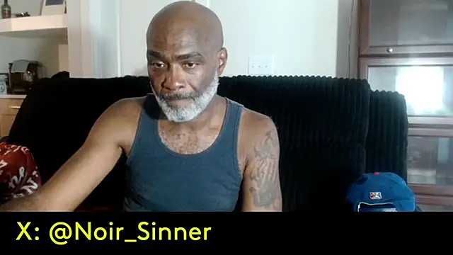 sinnernoir Show in webcam