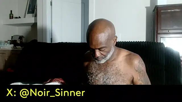 sinnernoir webkamerás műsora