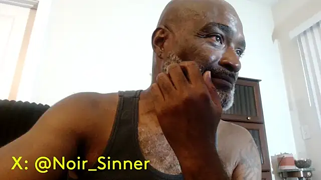 sinnernoir's Webcam Show
