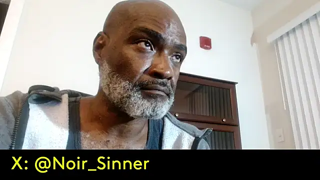sinnernoir's Webcam Show