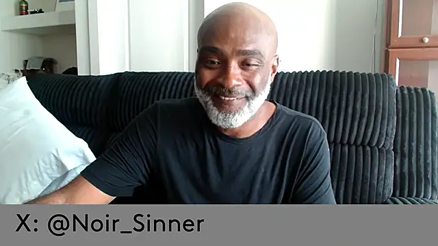 sinnernoir Show in webcam