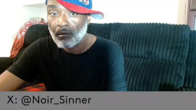 הופעת וובקאם של sinnernoir