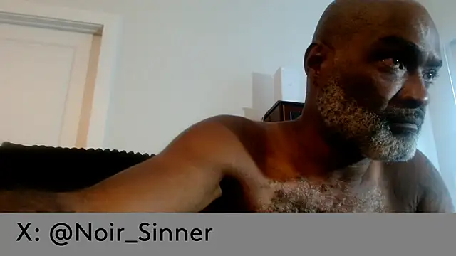 sinnernoir Show in webcam