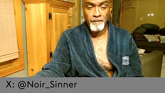 sinnernoir Show in webcam