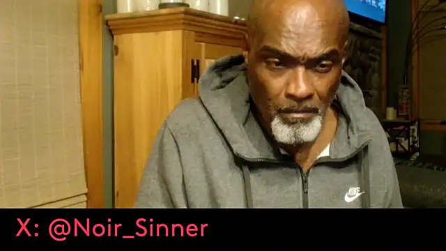sinnernoir Show in webcam