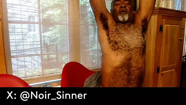 sinnernoir Show in webcam