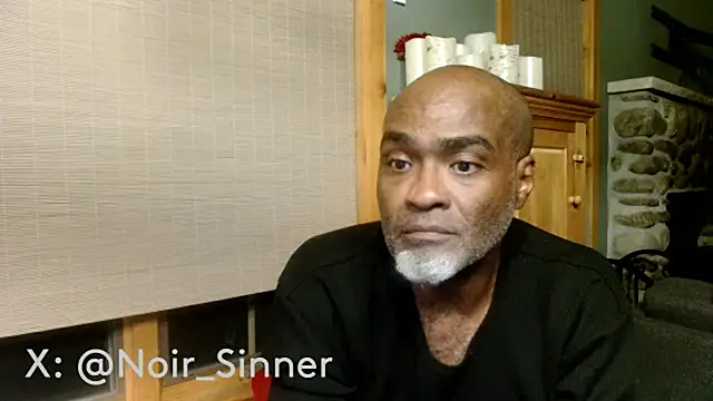 sinnernoir Show in webcam