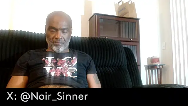 sinnernoir Show in webcam