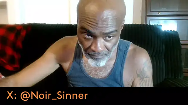 sinnernoir Show in webcam
