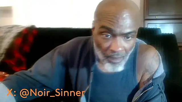 sinnernoir Show in webcam