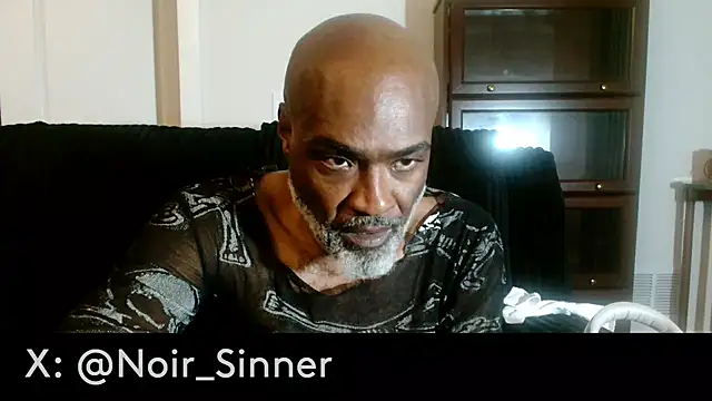 sinnernoir Show in webcam