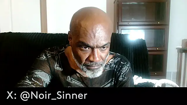 sinnernoir's Webcam Show