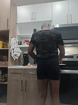 הופעת וובקאם של sinnernoir
