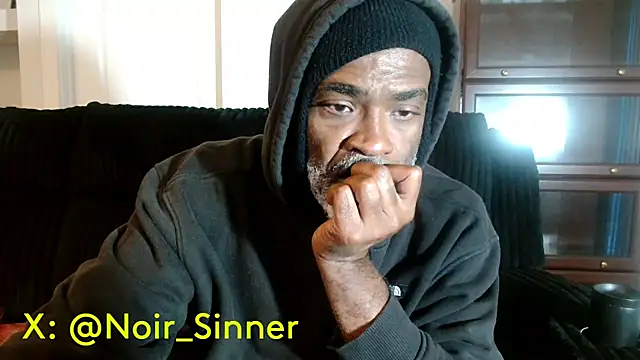 sinnernoir Show in webcam