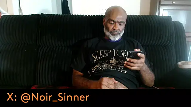 sinnernoir Show in webcam