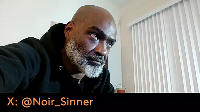 sinnernoir Show in webcam