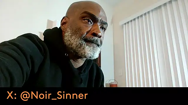 sinnernoir Show in webcam