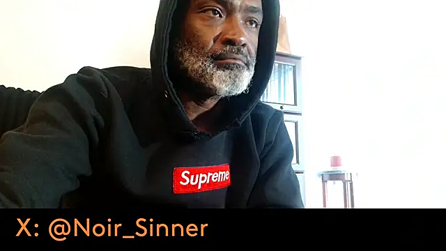 sinnernoir Show in webcam