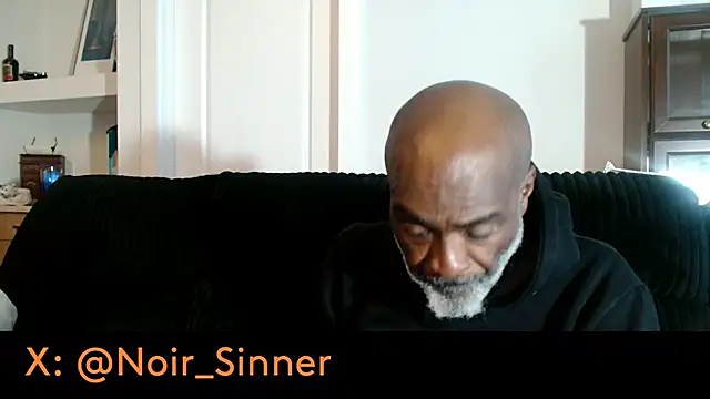 sinnernoir Show in webcam