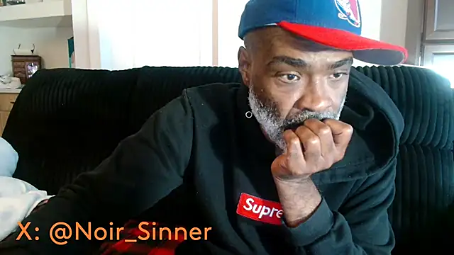 sinnernoir Show in webcam