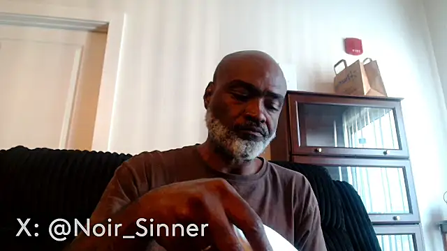 sinnernoir's Webcam Show