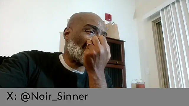 sinnernoir's Webcam Show