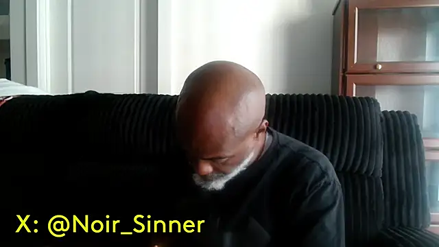 sinnernoir Show in webcam