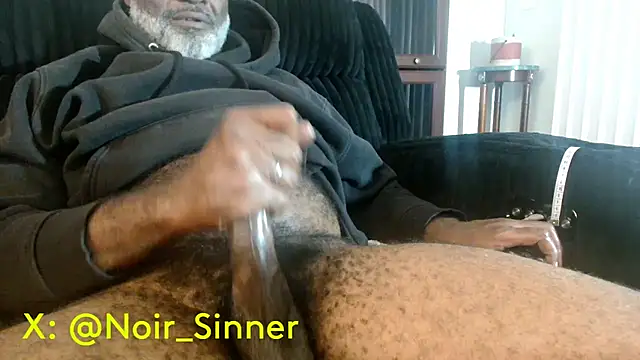 sinnernoir Show in webcam